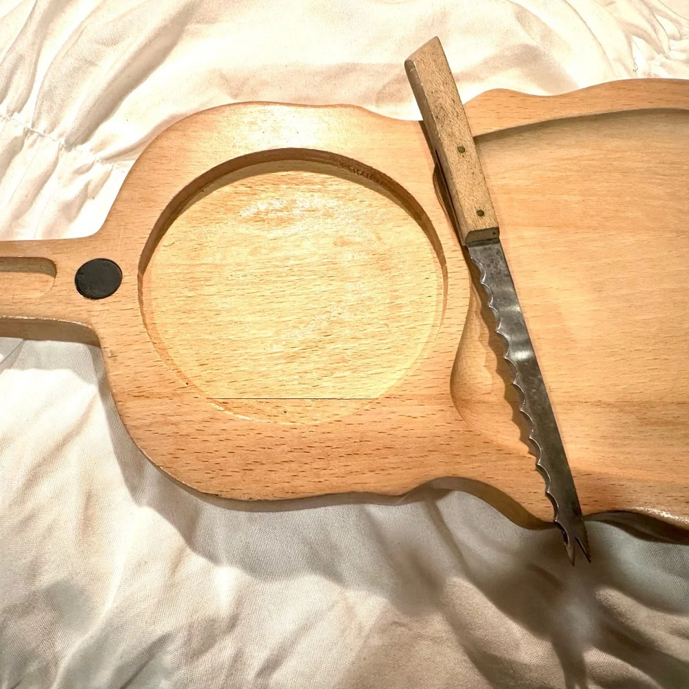 Wooden Guitar Shaped Cheese Board with Knife 6x 14 - Picture 3 of 8